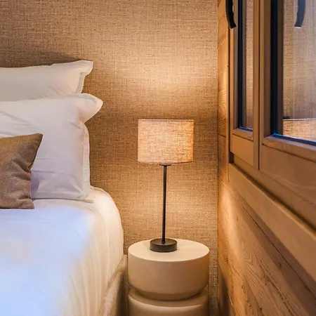 Luxury With Private & Wellness Area シャレー