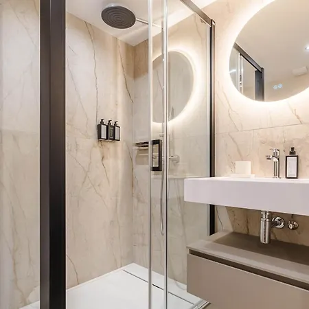 Luxury With Private & Wellness Area