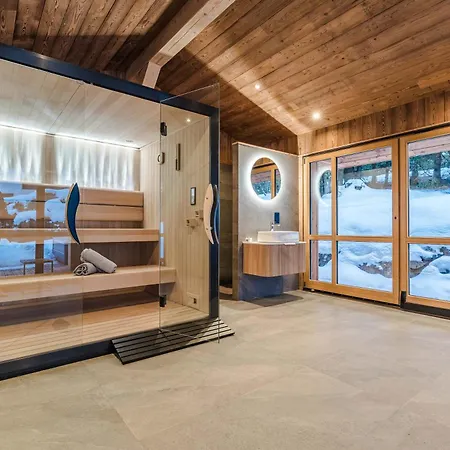 Luxury With Private & Wellness Area