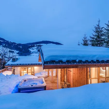 Luxury With Private & Wellness Area シャレー メジェーヴ