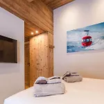 Luxury With Private & Wellness Area Megeve