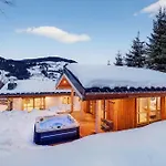 Luxury With Private & Wellness Area Chalet