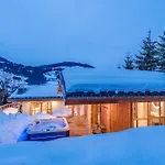 Luxury With Private & Wellness Area Chalet Megeve