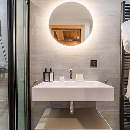 Luxury With Private & Wellness Area Megève