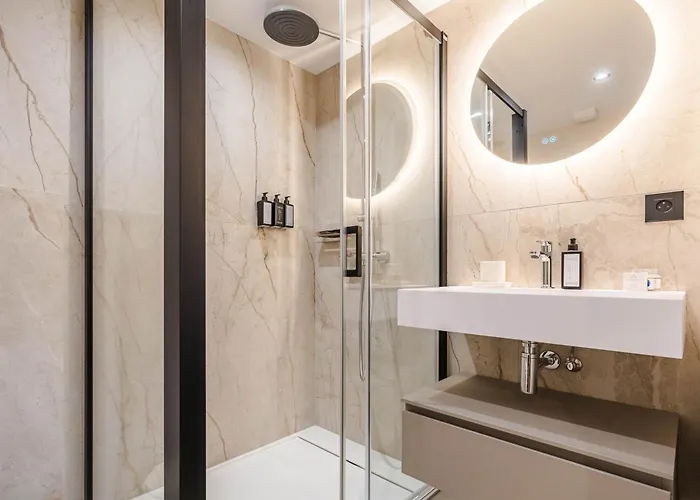 Luxury With Private & Wellness Area